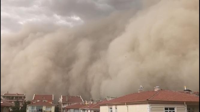 Ankara'da toz fırtınası 2
