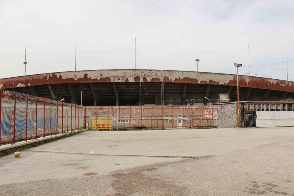 Harabeye dönen Cebeci İnönü Stadyumu, yıkılacağı günü bekliyor 7