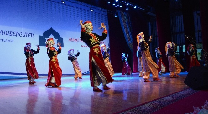 Ahmet Yesevi Üniversitesi'nde Bahar Şenlikleri Ve Türk Dünyası Gençlik Festivali
