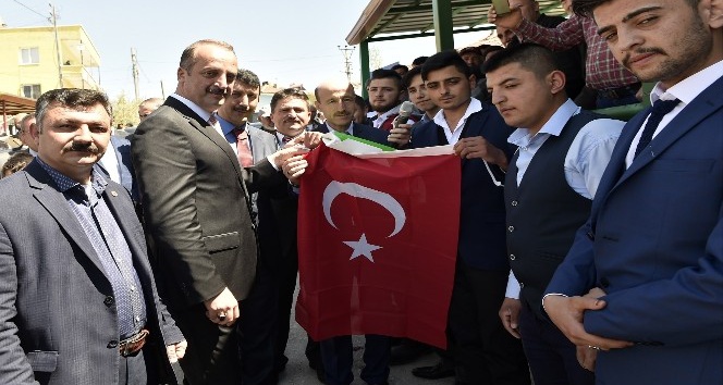 Başkan Akgül, 66 genci askere uğurladı