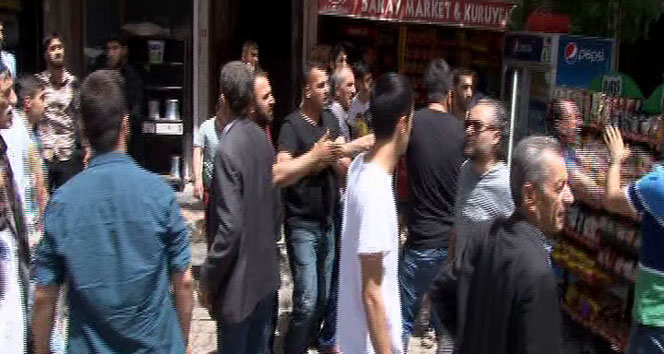 HDP’lileri Sur esnafından polis korudu