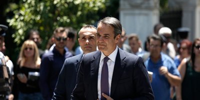 Yunanistan'ın yeni Başbakanı Miçotakis, yemin etti