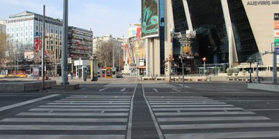 Başkent'te sokaklar boş kaldı